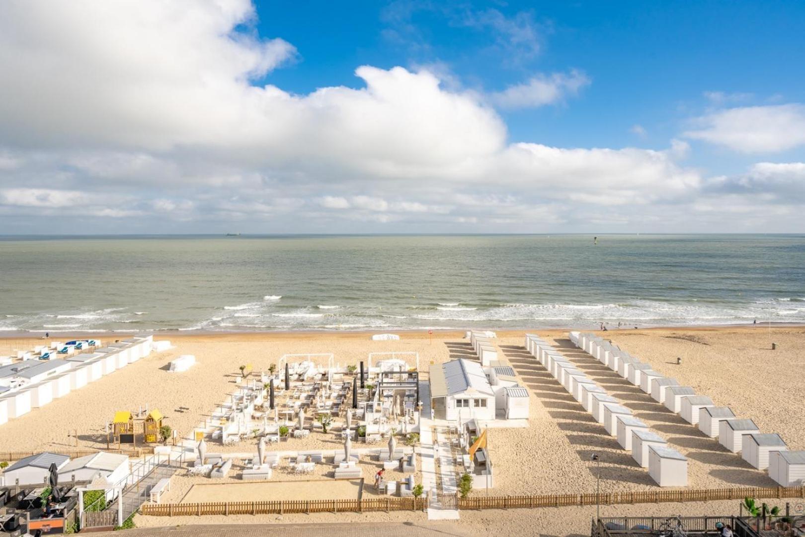 Vue Mer, Famille, Teletravail, Chiens Admis & Garage Knokke-Heist Buitenkant foto